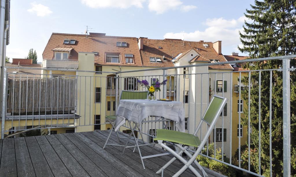 Apartment Mit Grossem Balkon Graz Kültér fotó